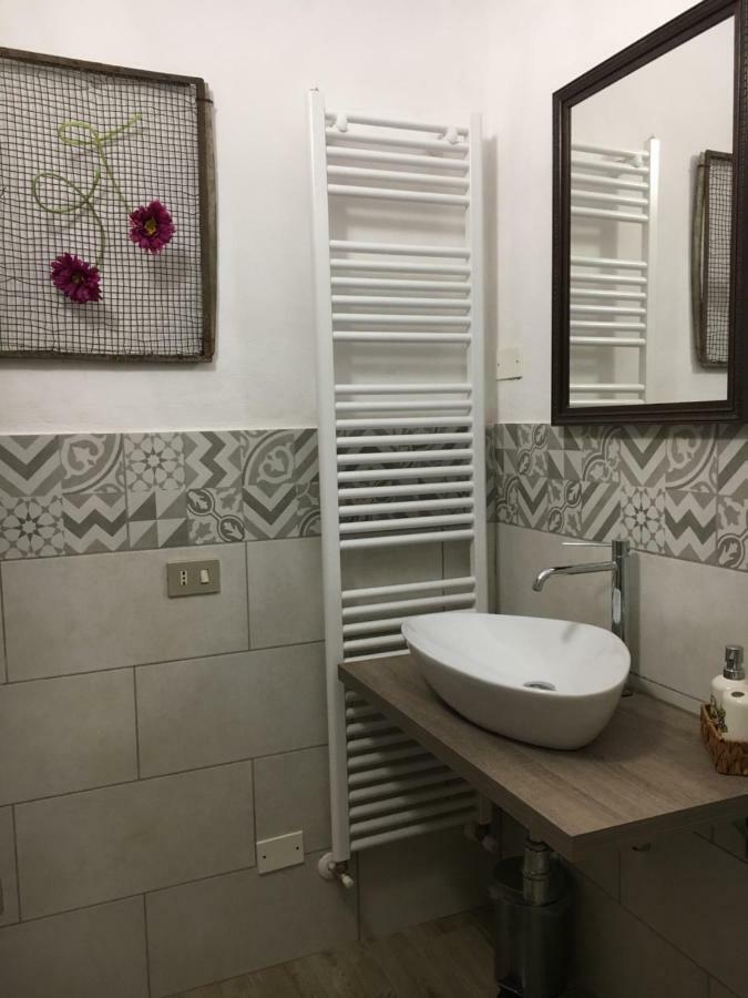 New Flowers Farm B&B Noceto Exteriör bild
